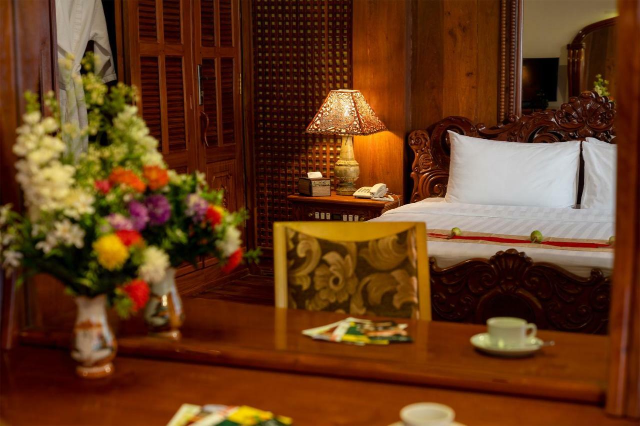 Dragon Royal Angkor Hotel Siem Reap Exterior photo